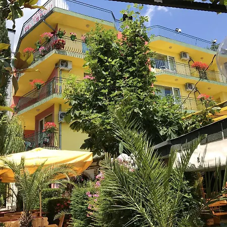 Jambo 3* Golden Sands