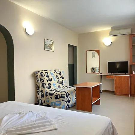 Jambo Hotel 3*